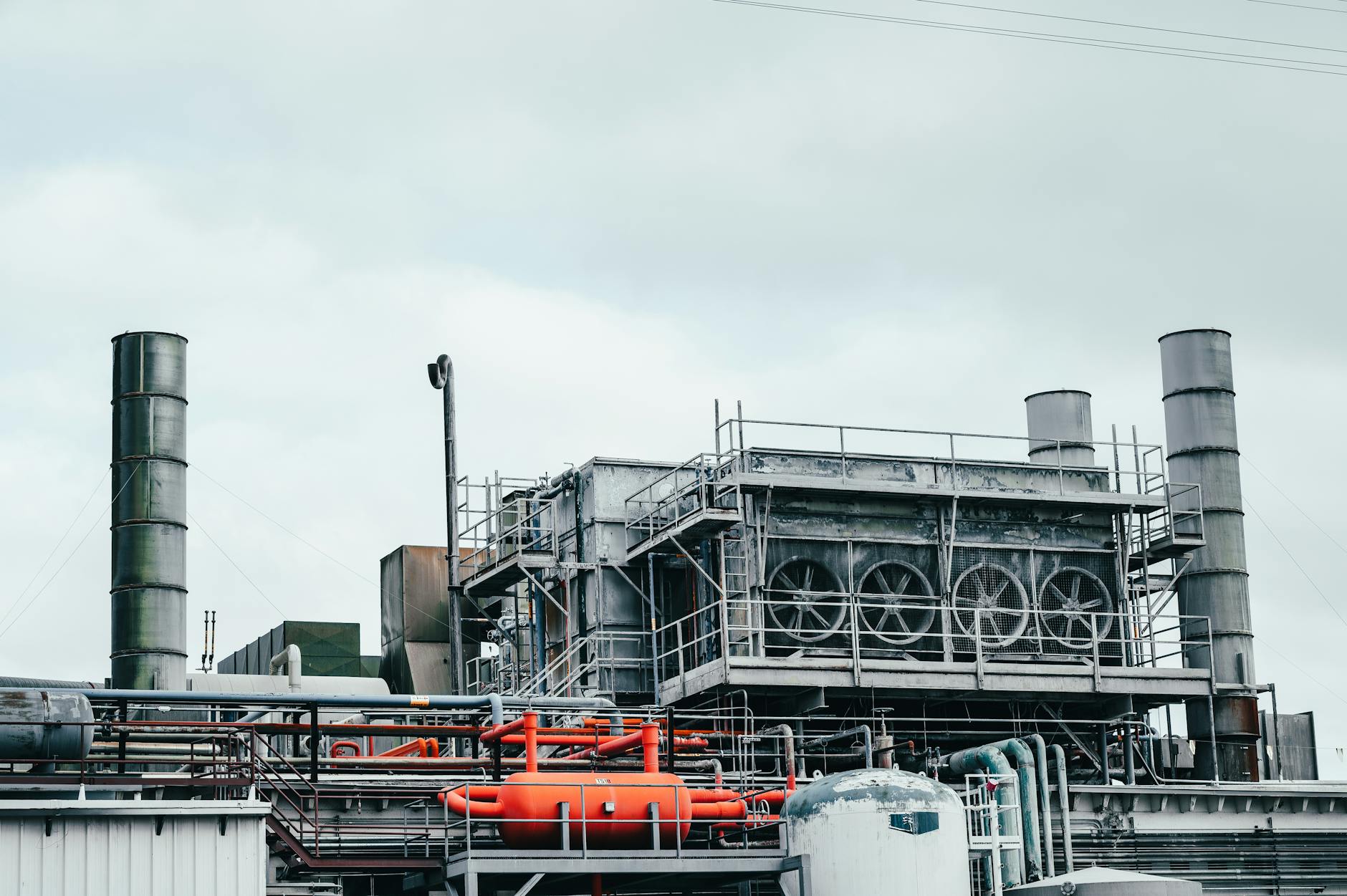 Asbestos Exposure at Deere & Company Waterloo Tractor Works — Waterloo, Iowa: Former Worker Claims